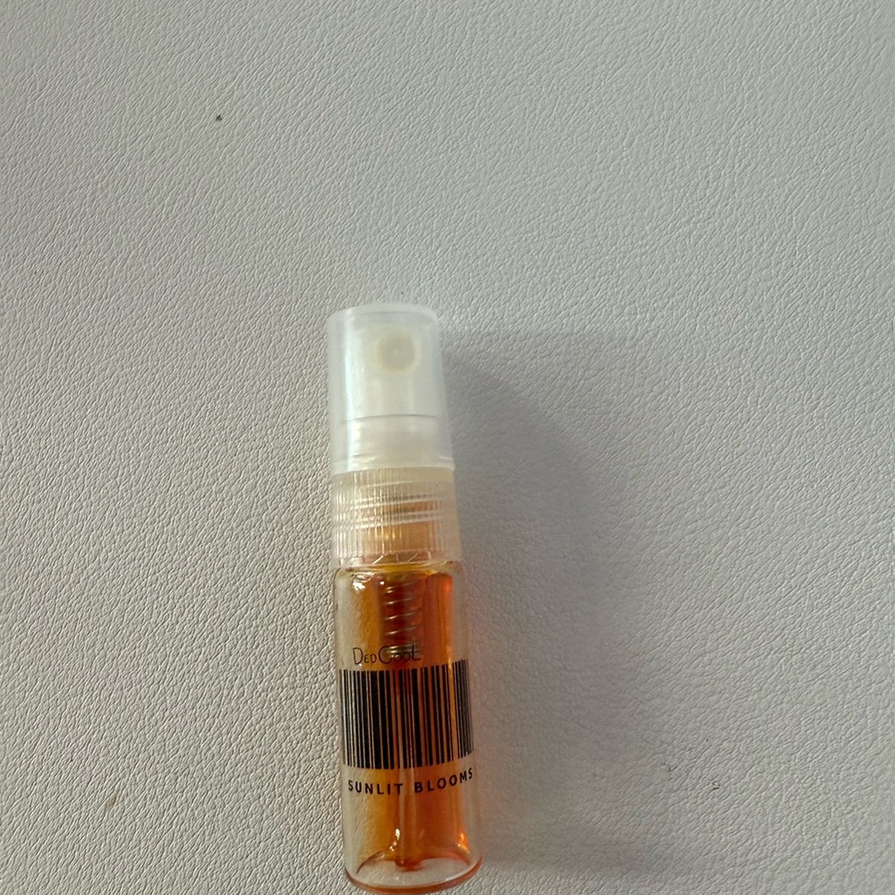 Assorted Perfume Sample Vials - Picture 12 of 16